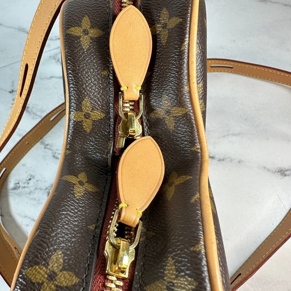 Louis Vuitton Heart bag Sac Coeur Game On Monogram Crossbody LV Rare Limited Ed - Picture 9 of 14